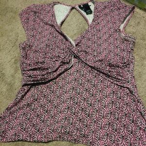 2/$7 Lg pink and black keyhole back shirt
